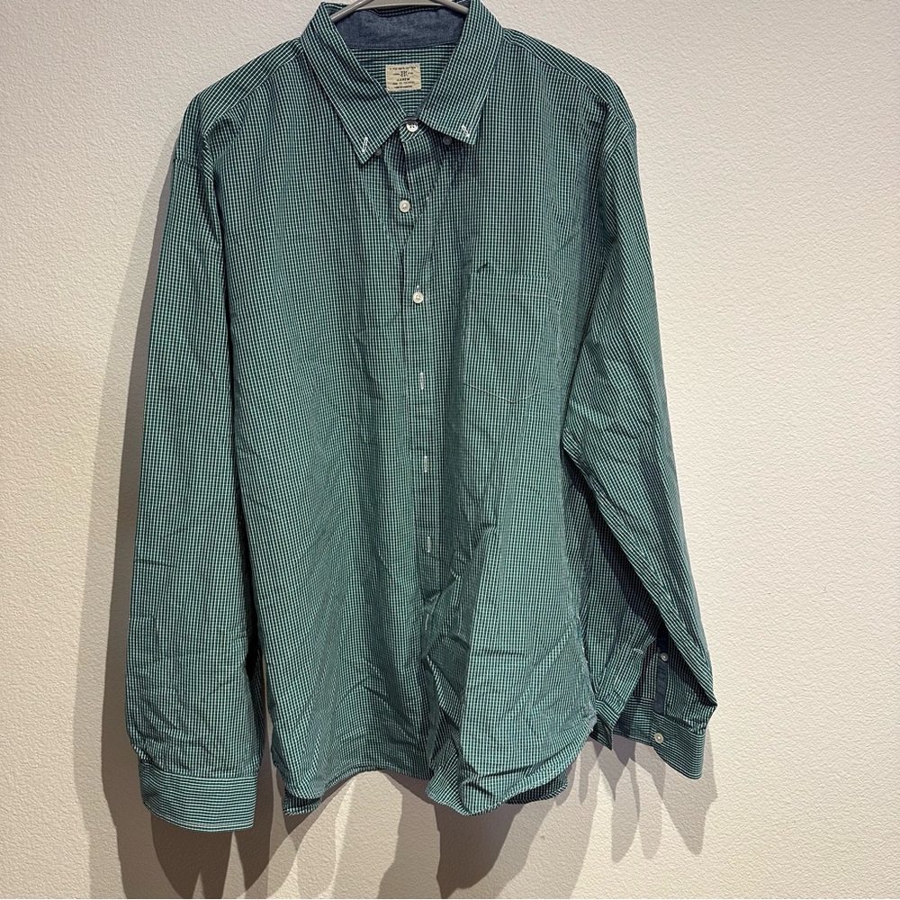 J.Crew Green Striped Button-Up Shirt Size XL‎